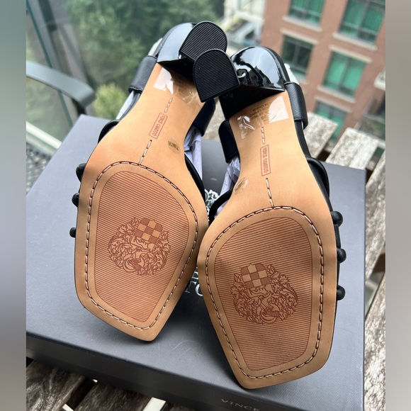 Brand New, Never Worn Vince Camuto Sanda Sandal Heel BLACK SIZE 7.5 - Picture 3 of 8